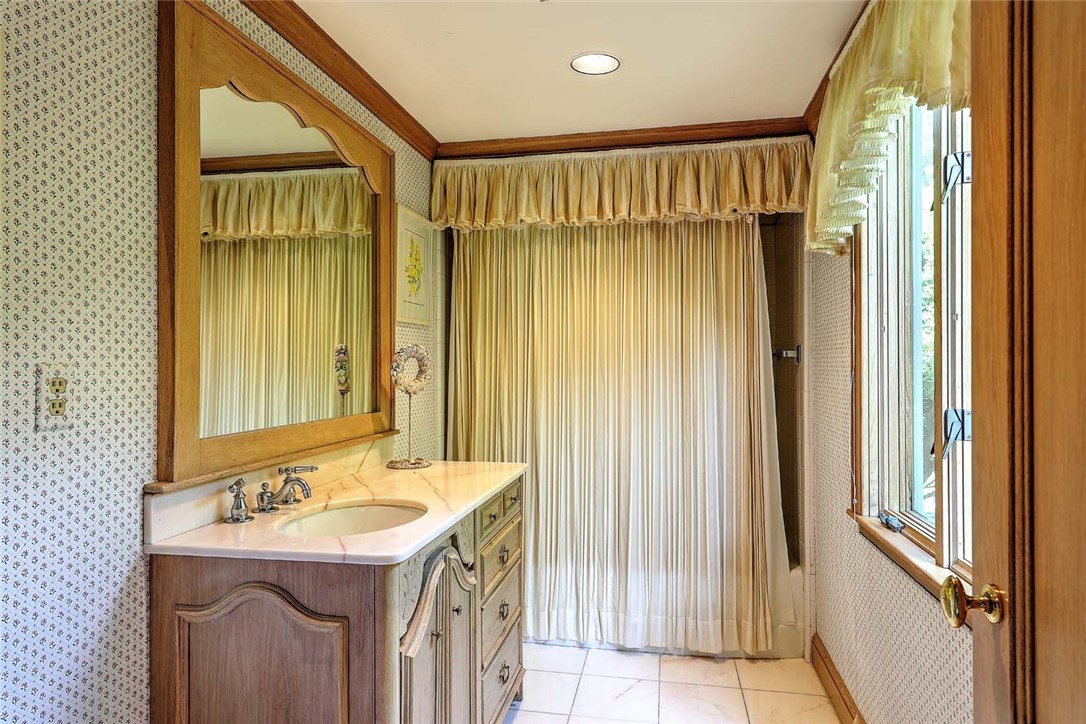 69 Nayatt Road Barrington, RI 02806 - Photo 36 of 49