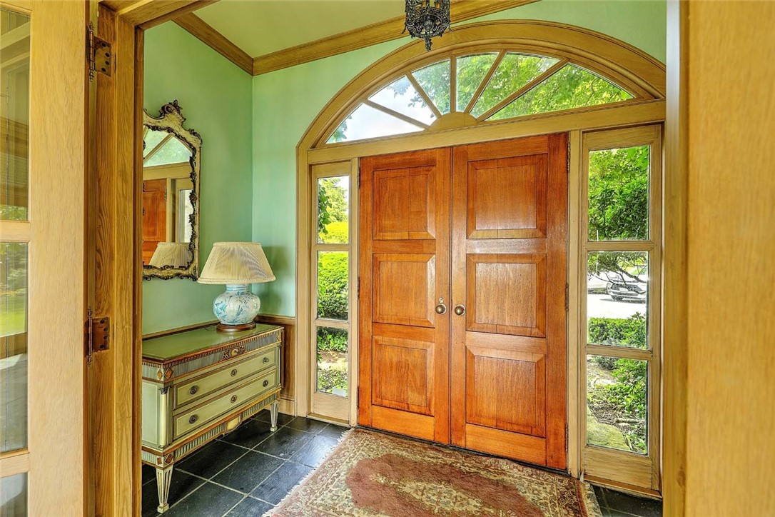 69 Nayatt Road Barrington, RI 02806 - Photo 7 of 49