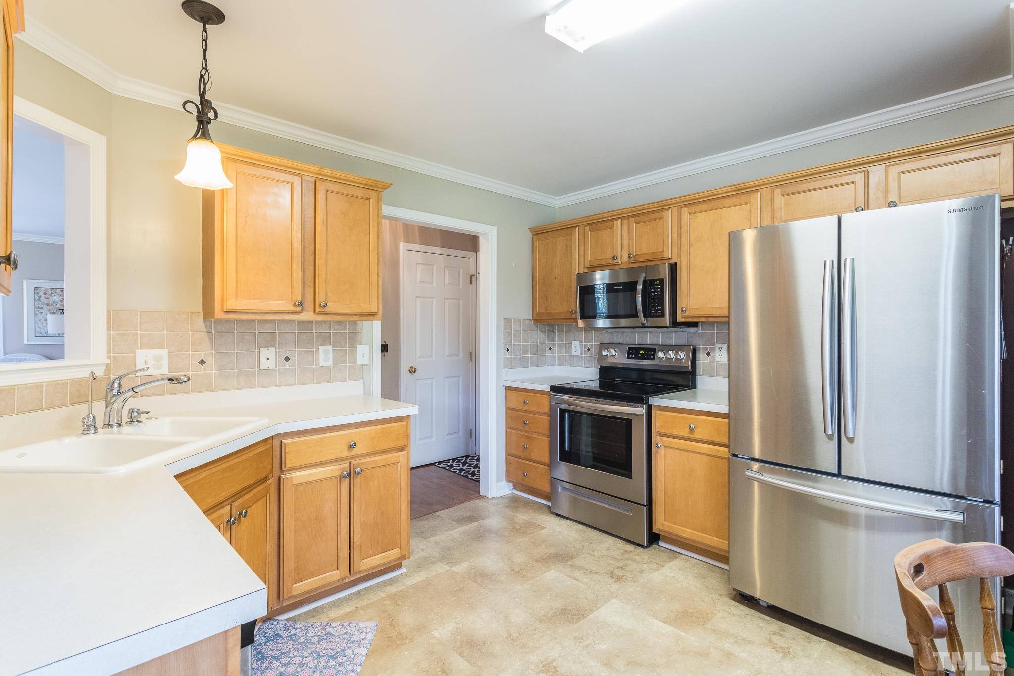 4401 Major Loring Way Raleigh, NC 27616 - Photo 8 of 20