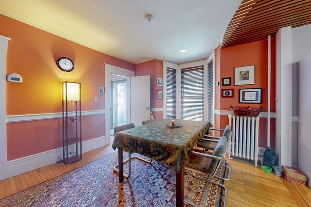 a view of a livingroom with furniture and window