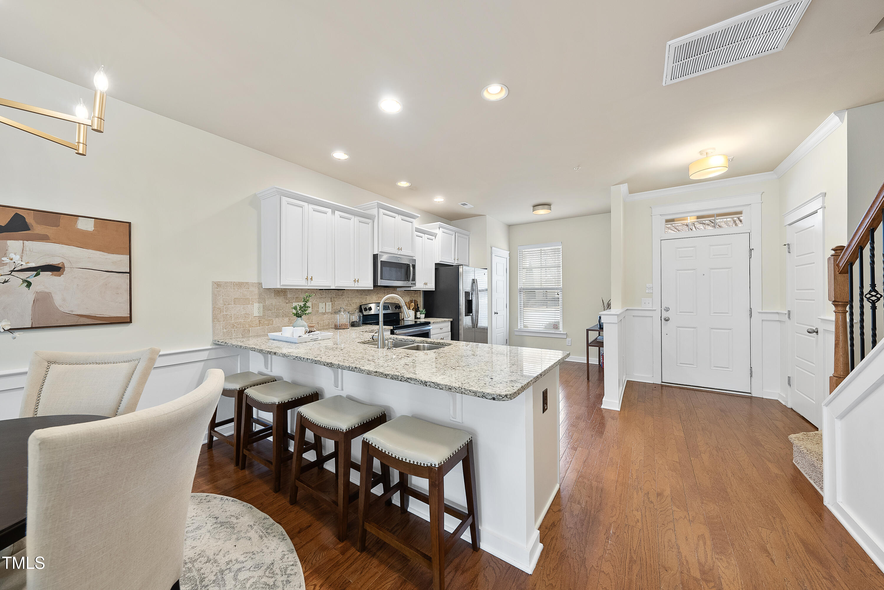 6422 Swatner Drive Raleigh, NC 27612 - Photo 8 of 32 DSC03649