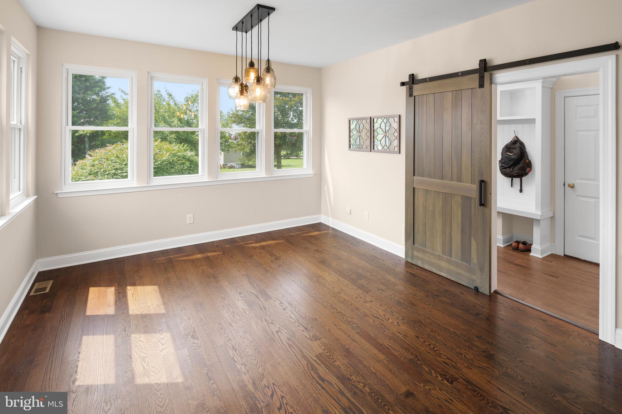 53 Peoples Line Road Somerset, NJ 08873 - Photo 20 of 48 Kitchen Dining Space