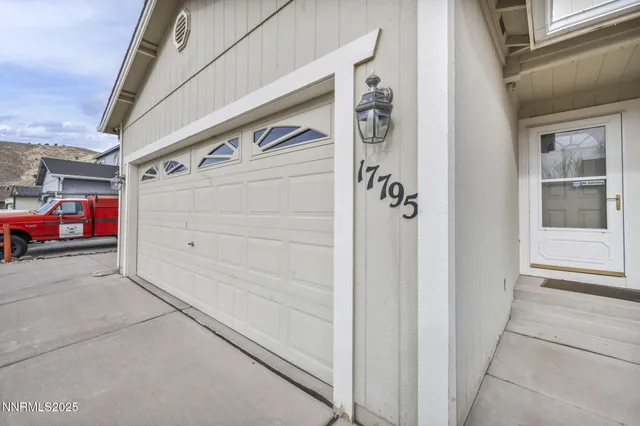 $2,695 | 17795 Oakview Court, Reno, NV 89508