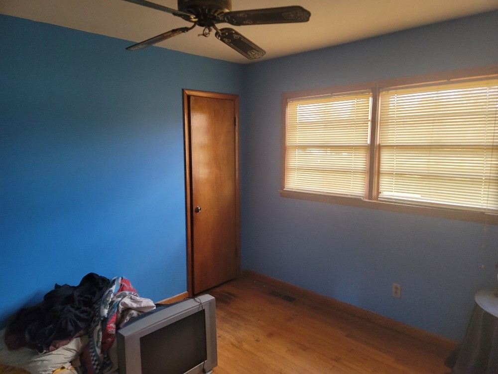 351 Powell Chapel Road Pulaski, TN 38478 - Photo 9 of 12 a room with a window