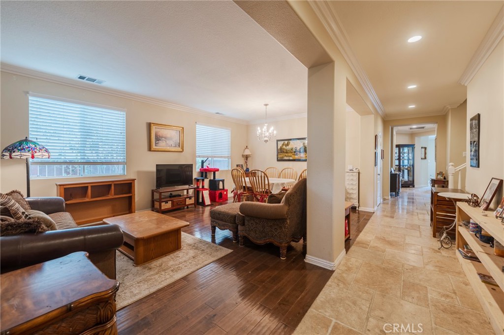 25326 Grandfir Court Corona, CA 92883 - Photo 7 of 44