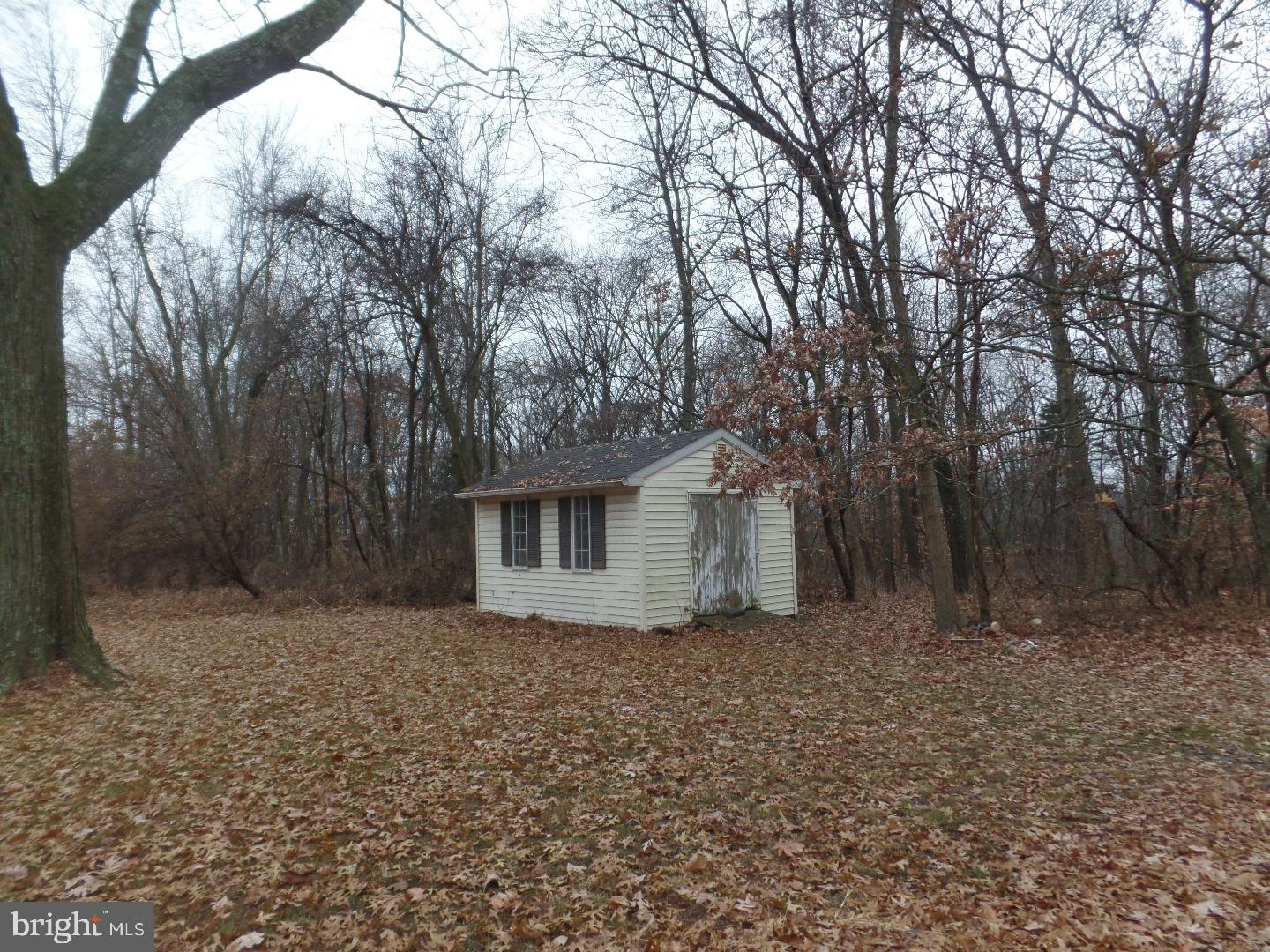369 Ridge Road Telford, PA 18969 - Photo 5 of 14 Storage Shed