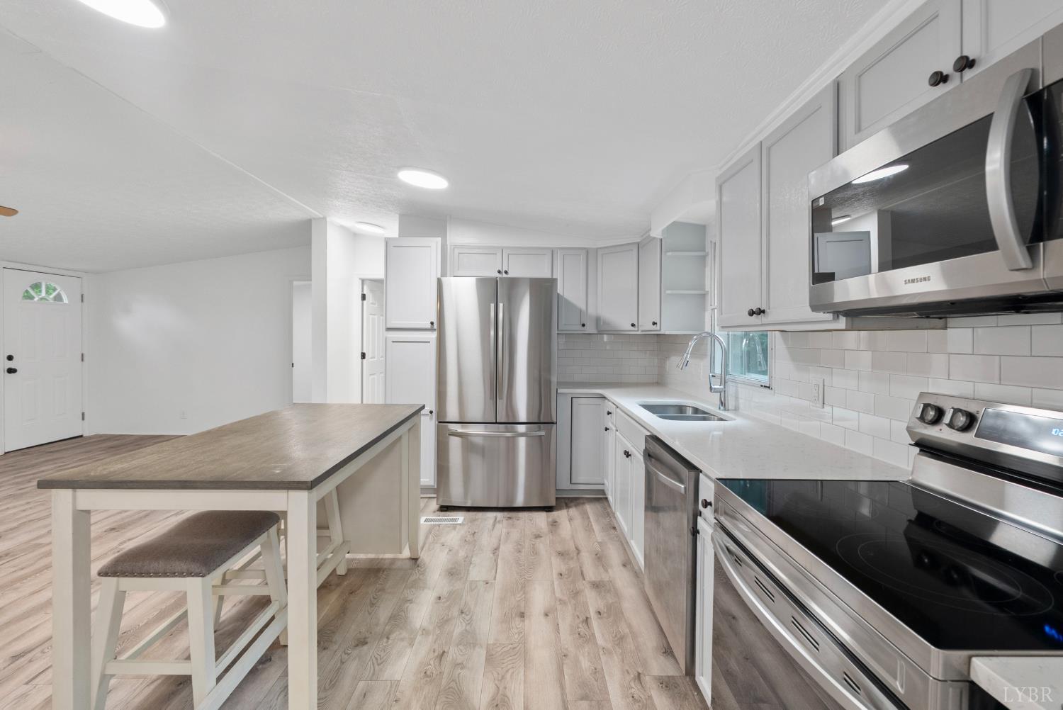 7032 Stage Road Concord, VA 24538 - Photo 7 of 36 Gallery Image 7