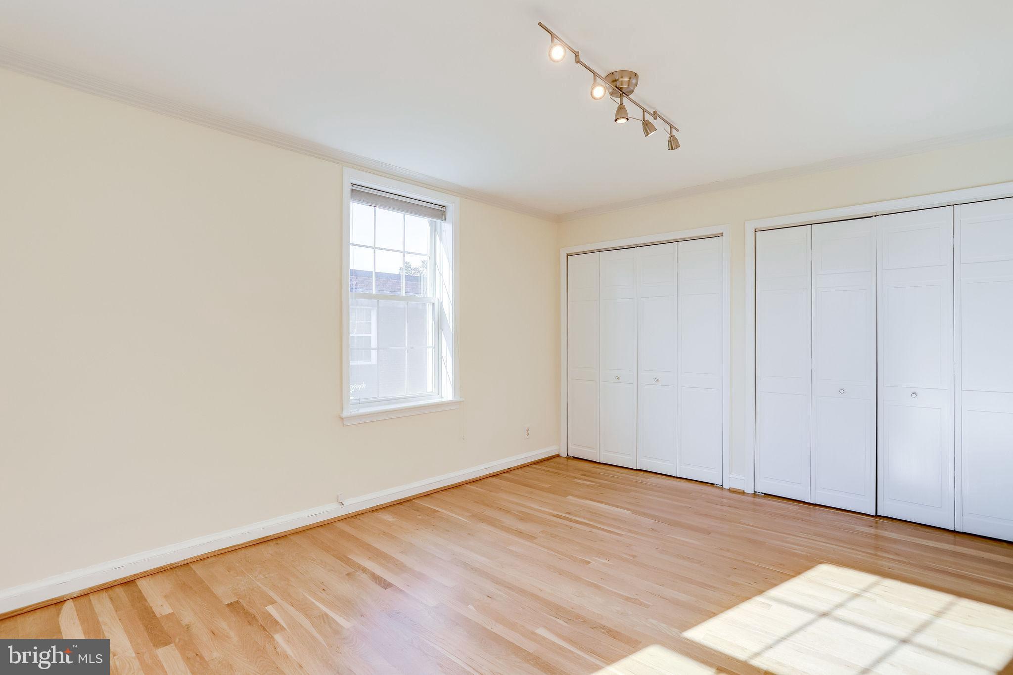 26 South Old Glebe Road, Unit 305B Arlington, VA 22204 - Photo 19 of 22