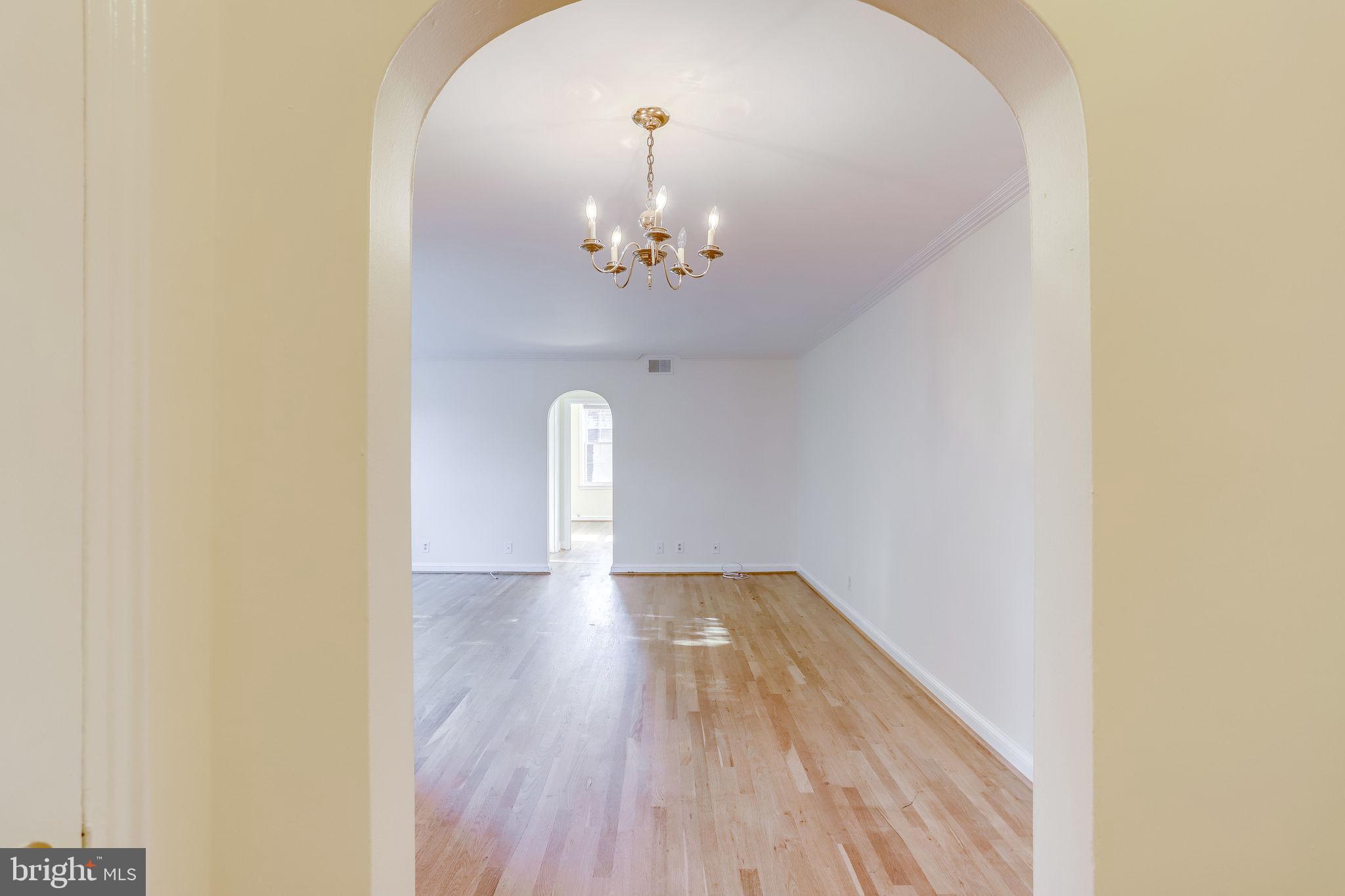 26 South Old Glebe Road, Unit 305B Arlington, VA 22204 - Photo 3 of 22