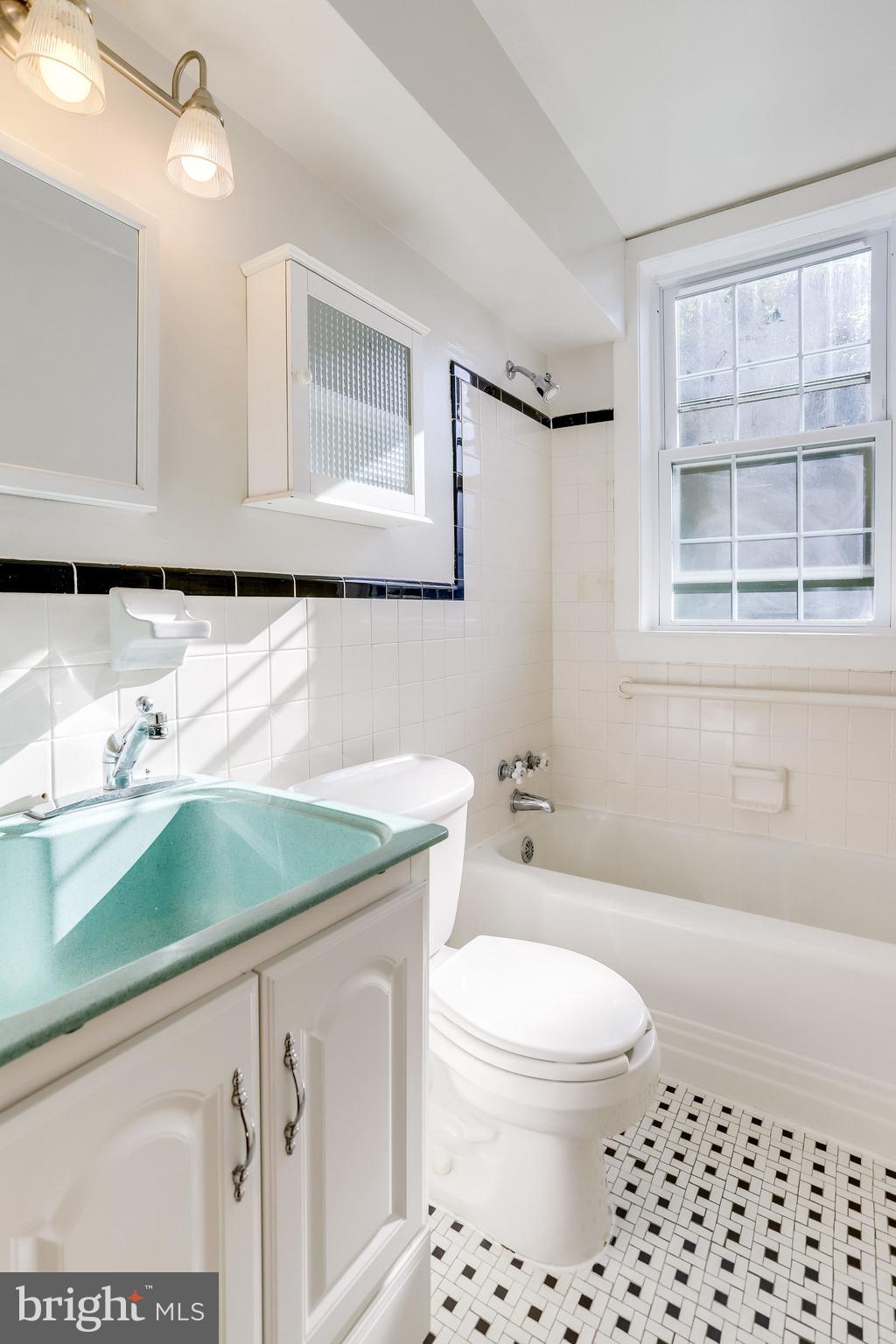 26 South Old Glebe Road, Unit 305B Arlington, VA 22204 - Photo 22 of 22