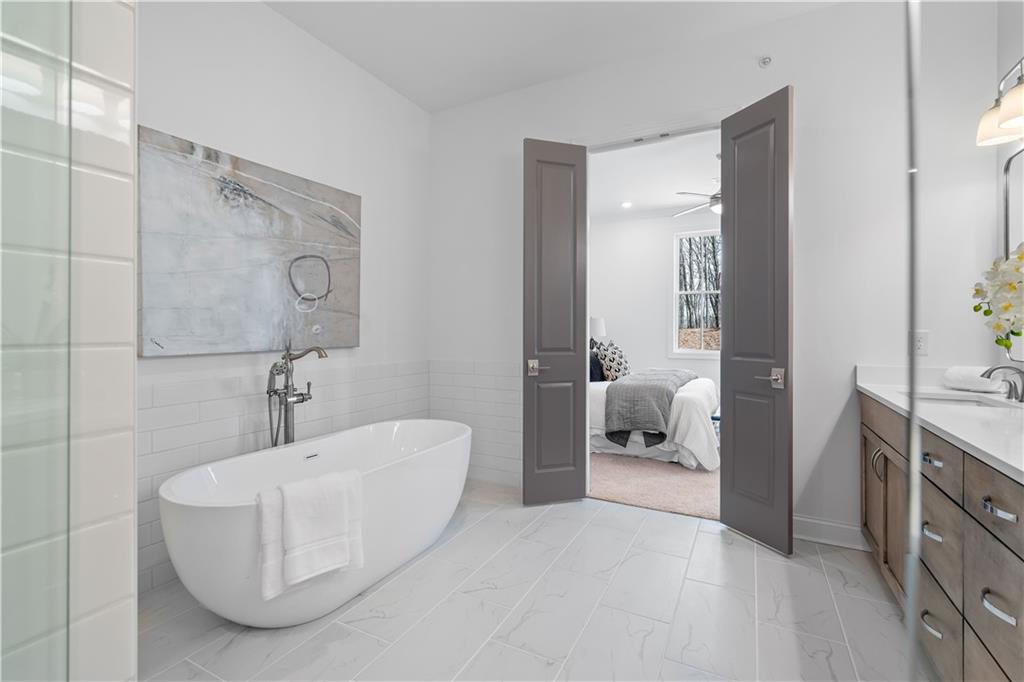 4916 Sudbrook Way, Unit 253 Peachtree Corners, GA 30092 - Photo 32 of 39