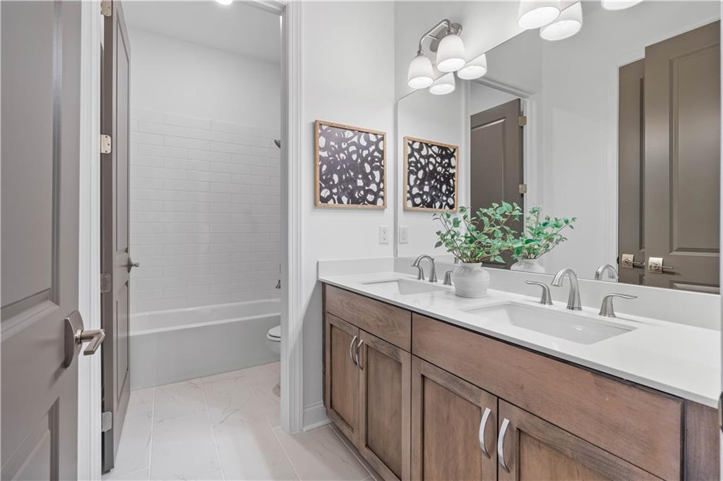 4916 Sudbrook Way, Unit 253 Peachtree Corners, GA 30092 - Photo 33 of 39