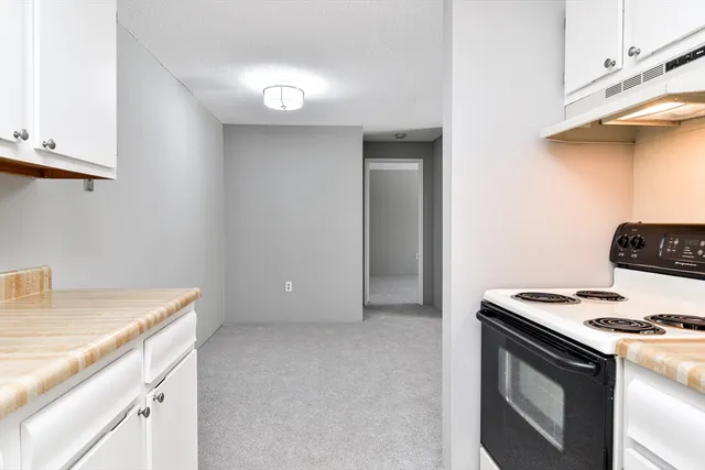 $285,000 | 23 Village Rock Lane, Unit 22, Natick, MA 01760