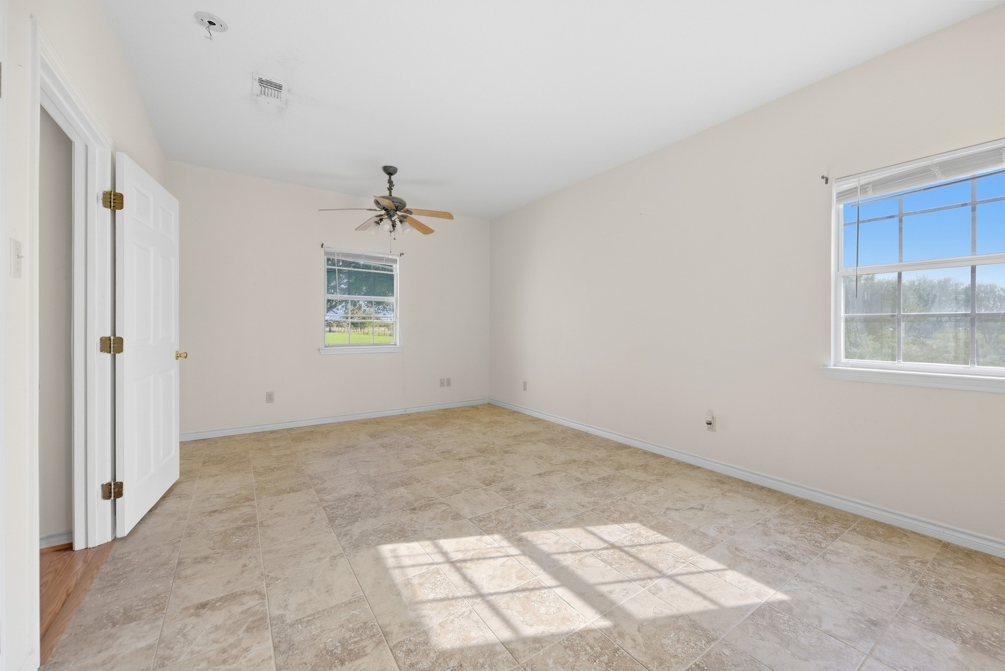 10520 FM 1456 Road Bellville, TX 77418 - Photo 14 of 31 Gallery Image 14