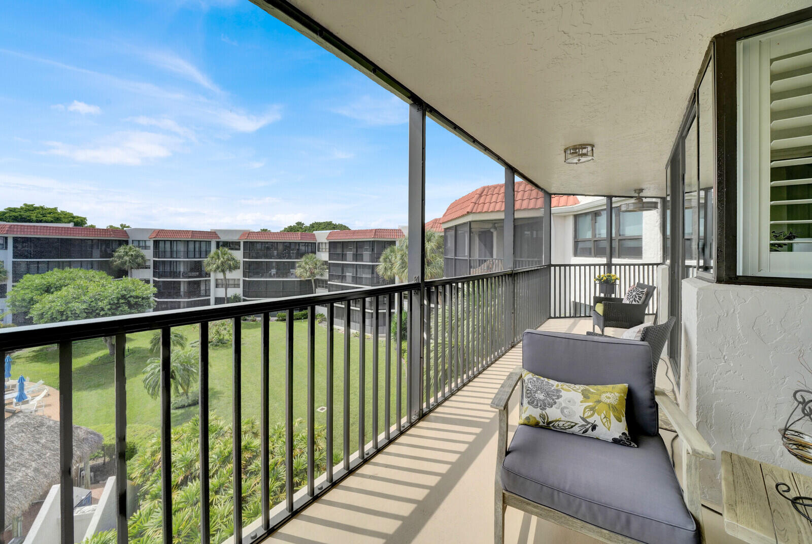 800 Jeffery Street, Unit 403 Boca Raton, FL 33487 - Photo 31 of 48 Balcony