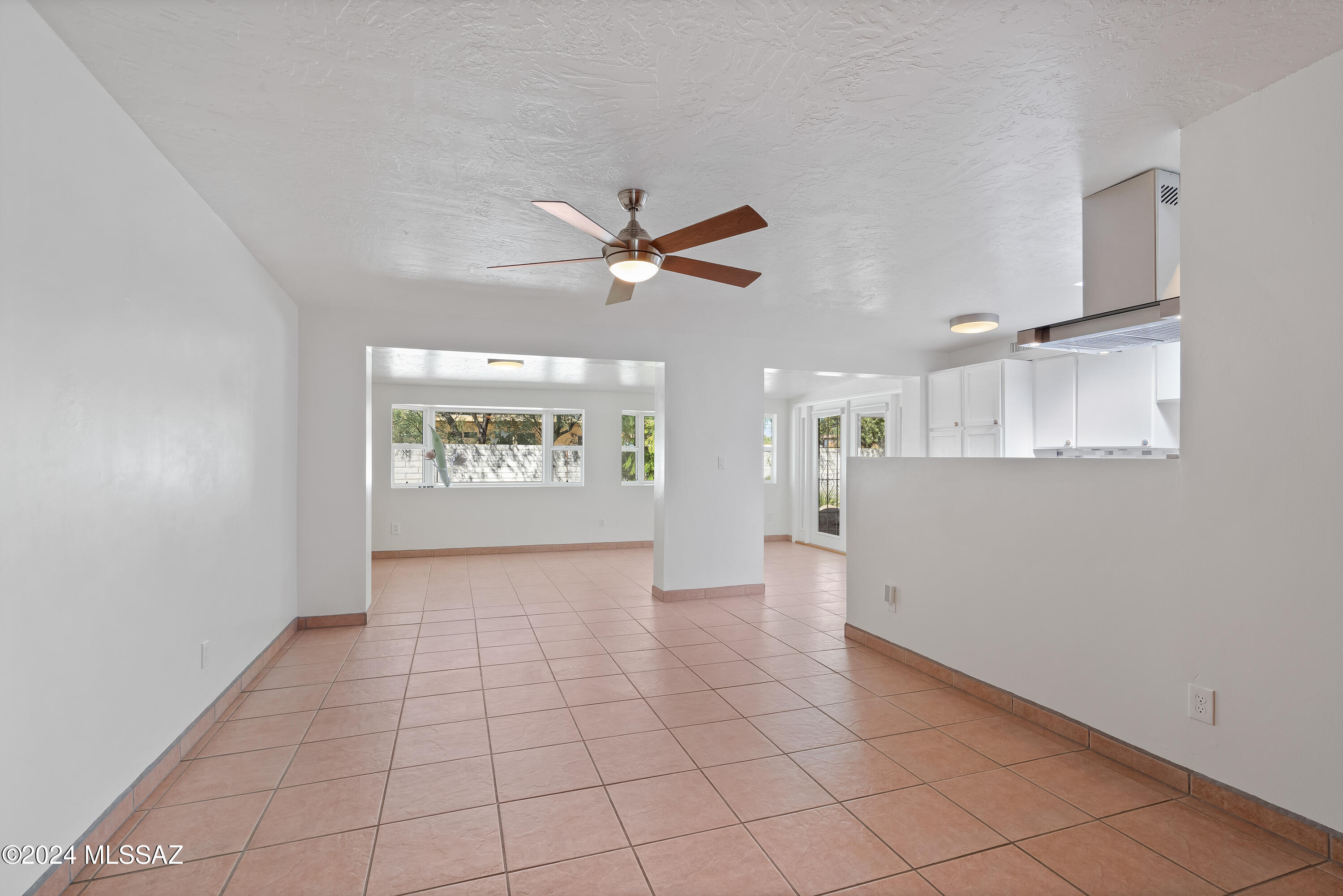 3609 South Prudence Road Tucson, AZ 85730 - Photo 5 of 28 Gallery Image 5