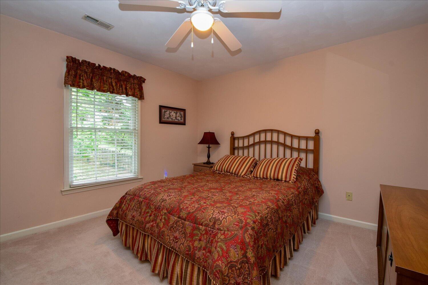 5448 Highfields Road Roanoke, VA 24018 - Photo 25 of 41 25-5448 Highfields-25