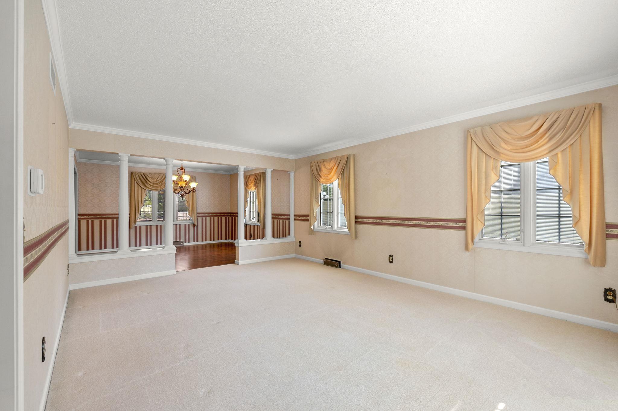 4909 Chaucer Road Fort Wayne, IN 46835 - Photo 6 of 36 Gallery Image 6