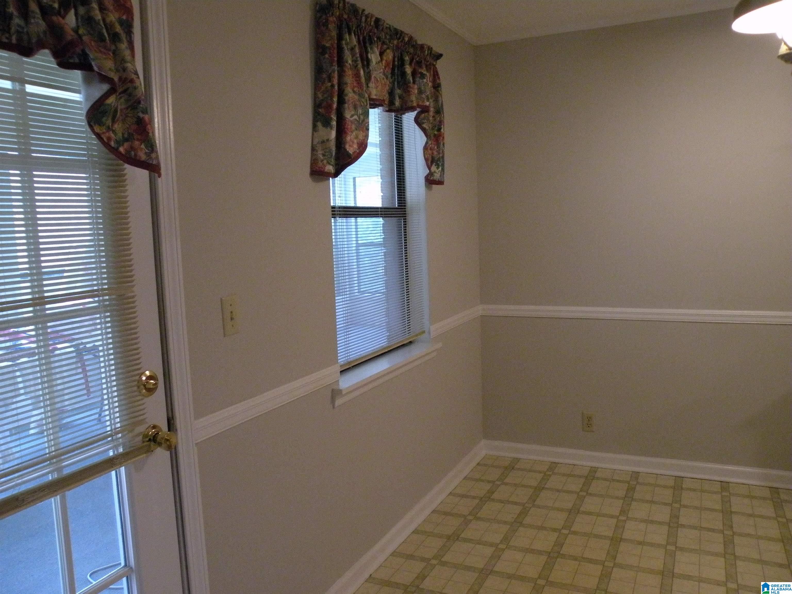 34 Forest Glen Road Sylacauga, AL 35150 - Photo 11 of 32