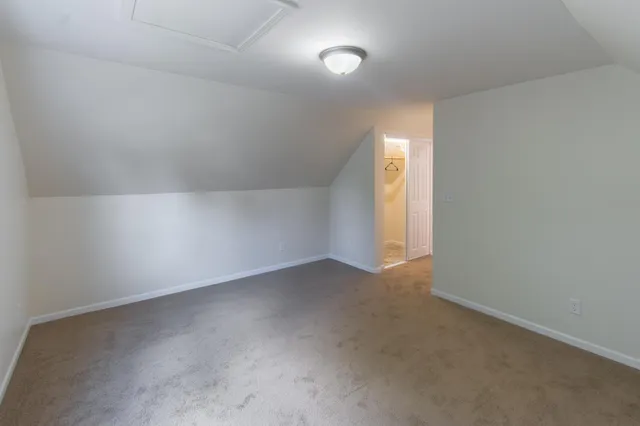 $2,100 | 7208 33rd Avenue, Kenosha, WI 53142