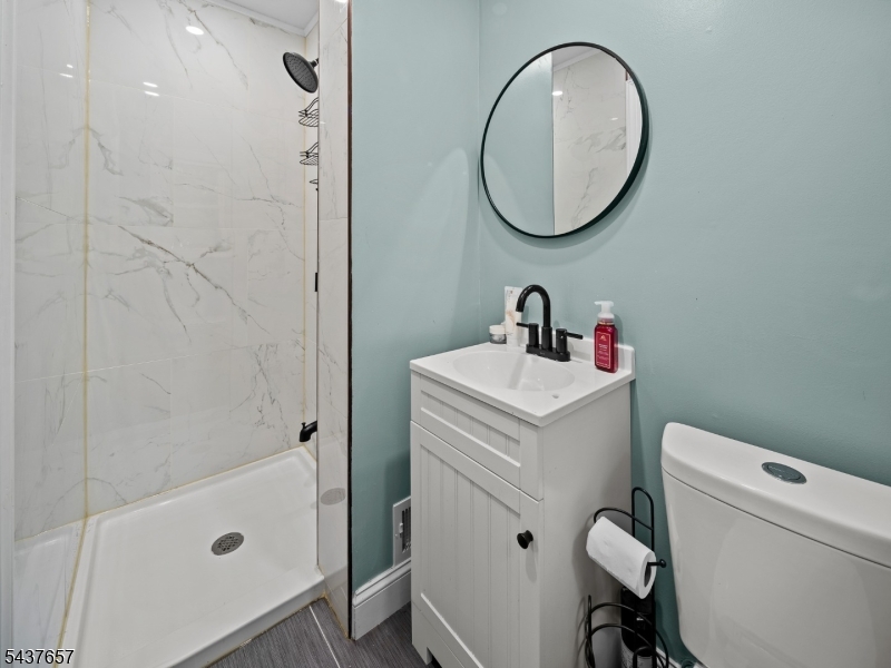 17 Ravine Court Clifton, NJ 07013 - Photo 22 of 46