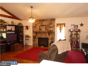 170 Cambridge Road Coatesville, PA 19320 - Photo 3 of 12