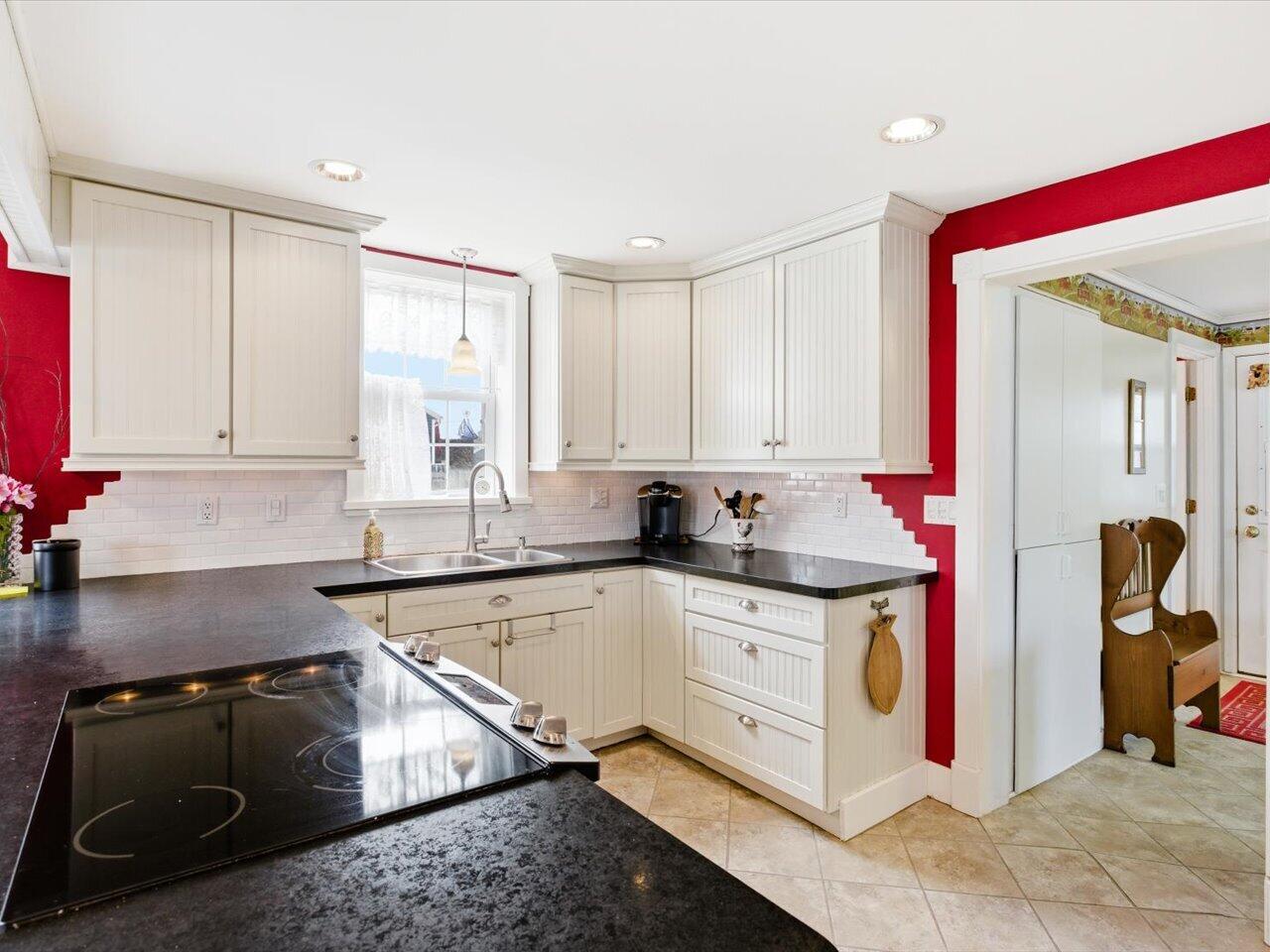 119 Union Street Port Austin, MI 48467 - Photo 15 of 38 Kitchen