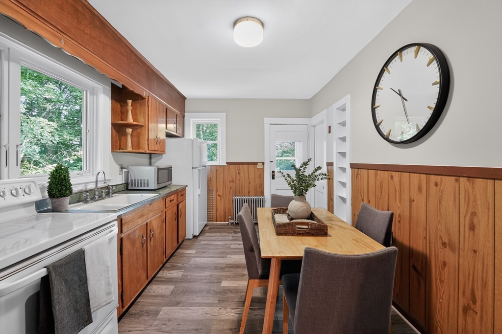 190 Pierce Road Weymouth, MA 02188 - Photo 6 of 32 Gallery Image 6