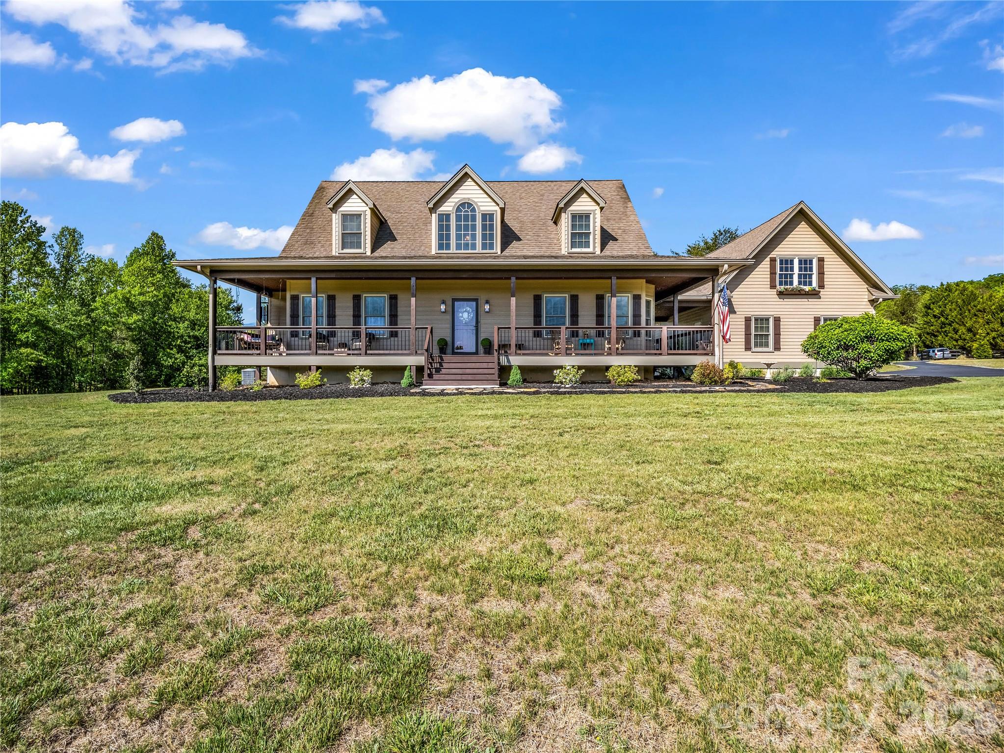 121 Emerald Parkway Rutherfordton, NC 28139 - Photo 2 of 48