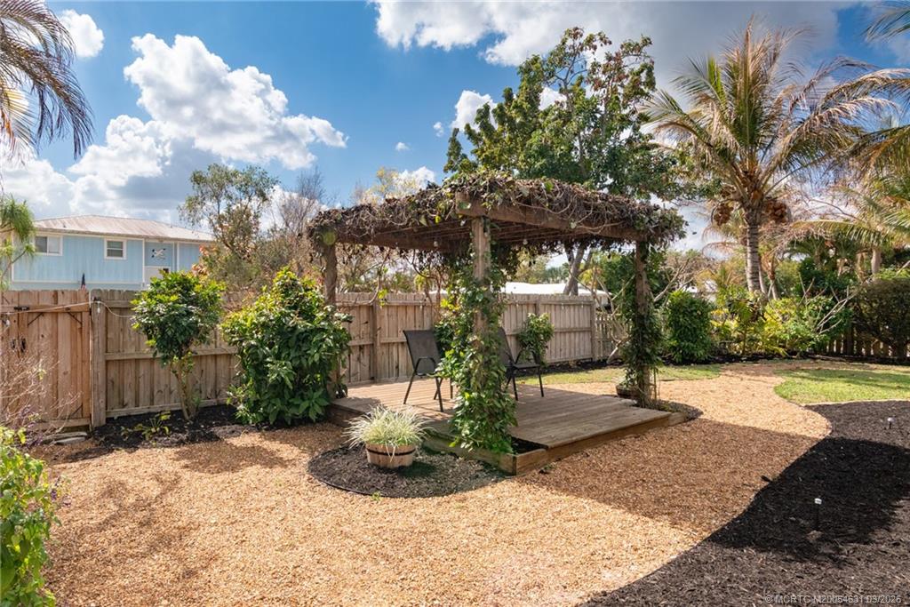 4095 Southeast Bay Avenue Stuart, FL 34997 - Photo 17 of 36