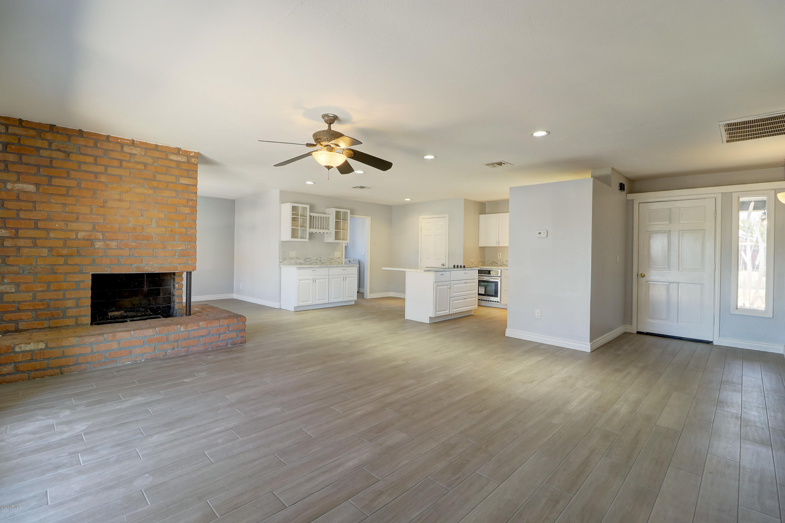 3300 South Terrace Road Tempe, AZ 85282 - Photo 5 of 42 B (2)