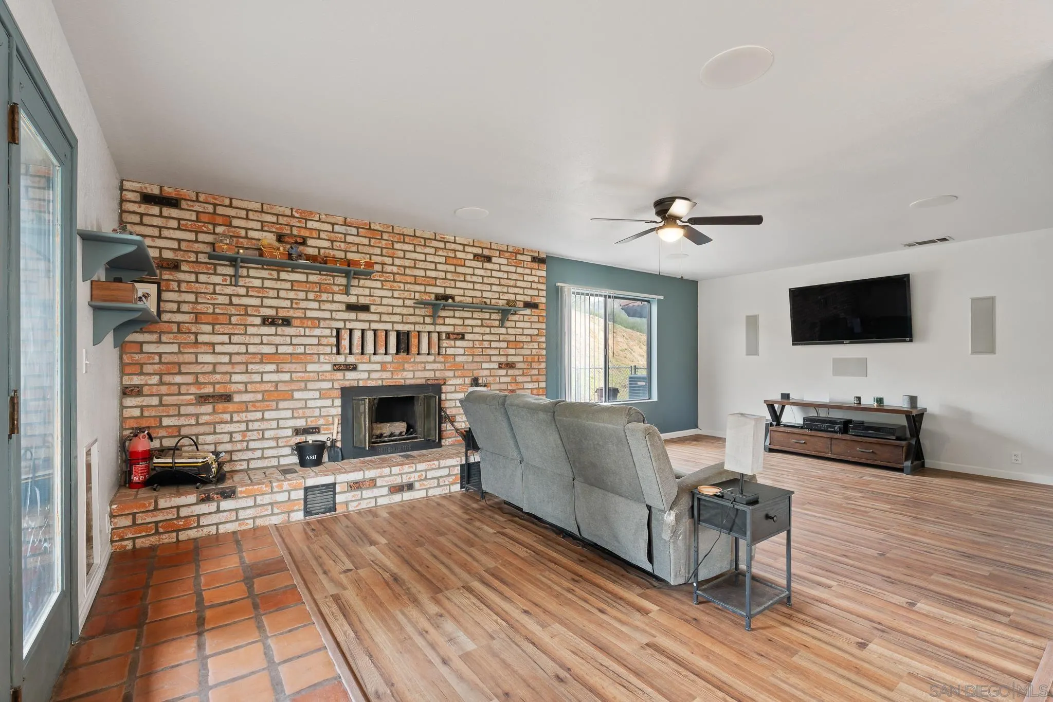 1370 Marron Valley Road Dulzura, CA 91917 - Photo 21 of 49 Family Room