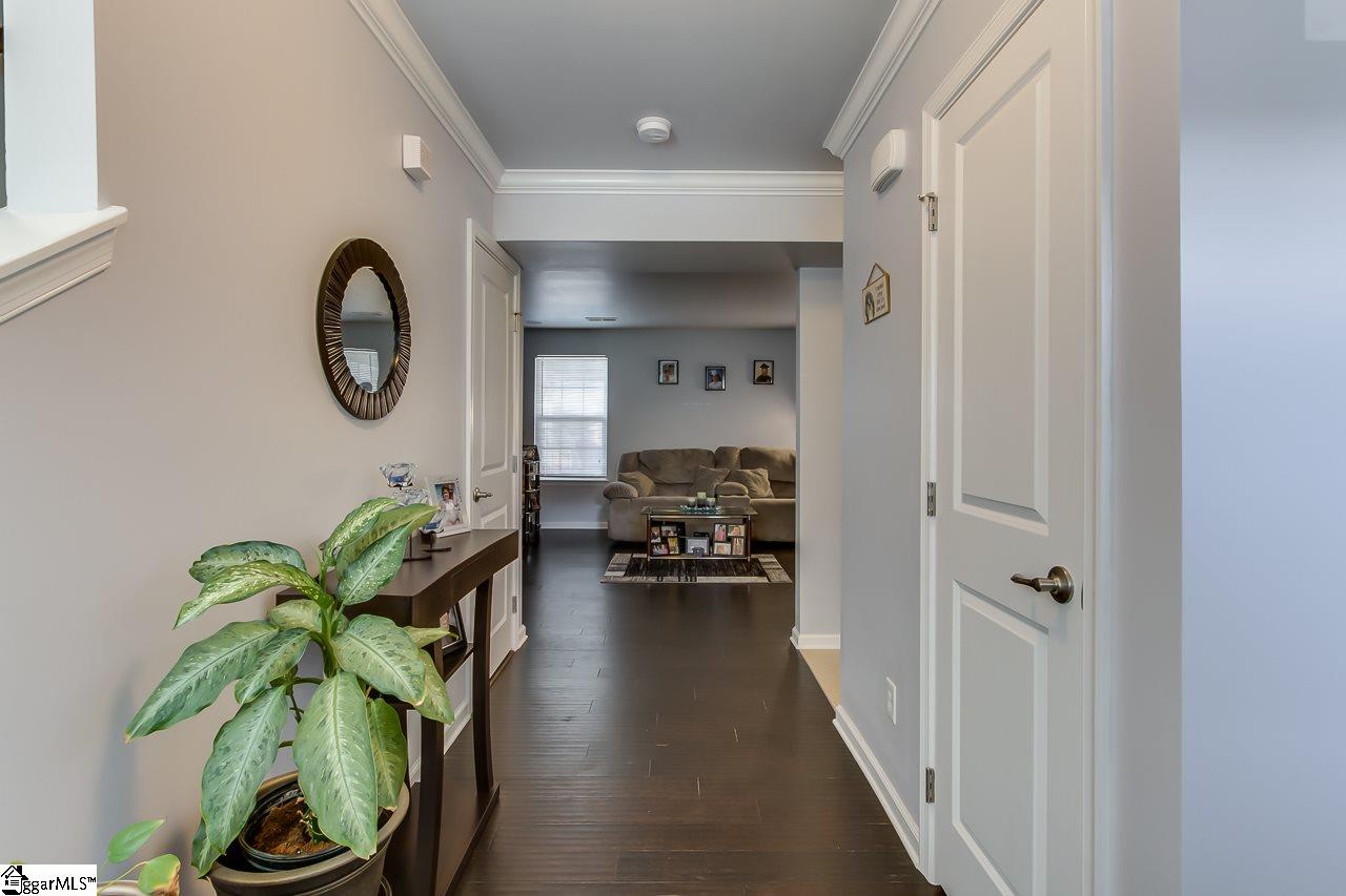101 Shale Court Greenville, SC 29607 - Photo 5 of 32 Gallery Image 5