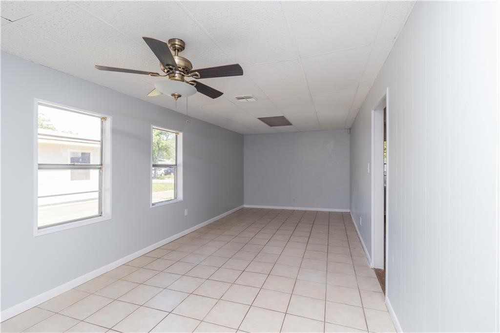 4829 Edith Street Corpus Christi, TX 78411 - Photo 11 of 12