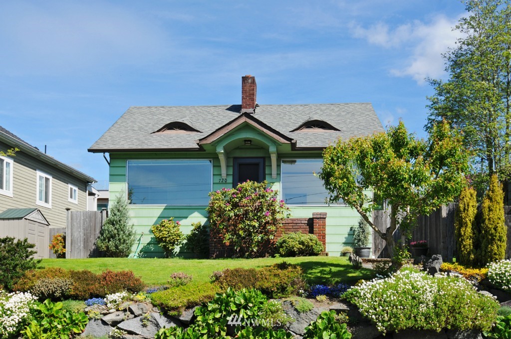 720 North 76th Street Seattle, WA 98103 - Photo 2 of 24