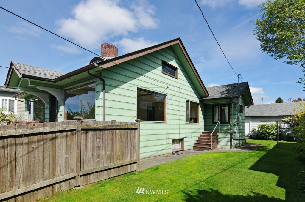 720 North 76th Street Seattle, WA 98103 - Photo 20 of 24