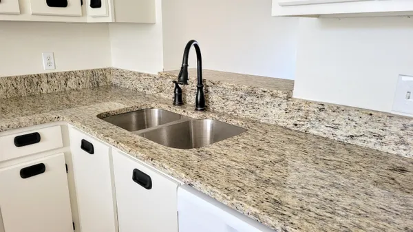 $199,999 | 3105 Southeast Aster Lane, Unit 1806, Stuart, FL 34994