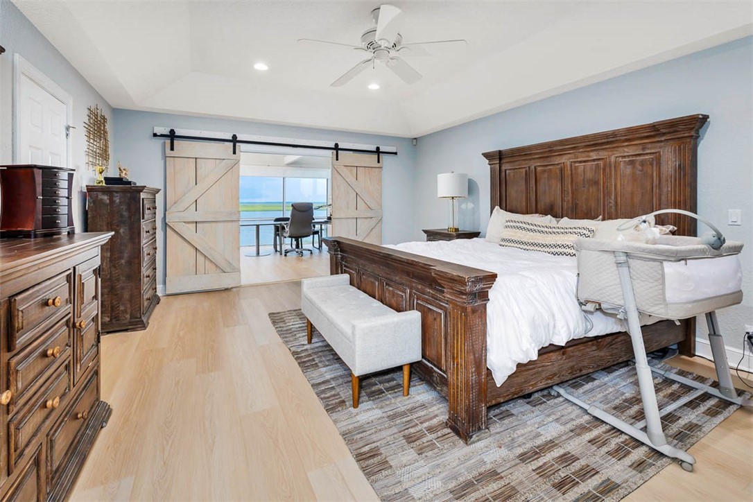 104 Talahi Island Lane Brunswick, GA 31520 - Photo 29 of 82 Master Suite