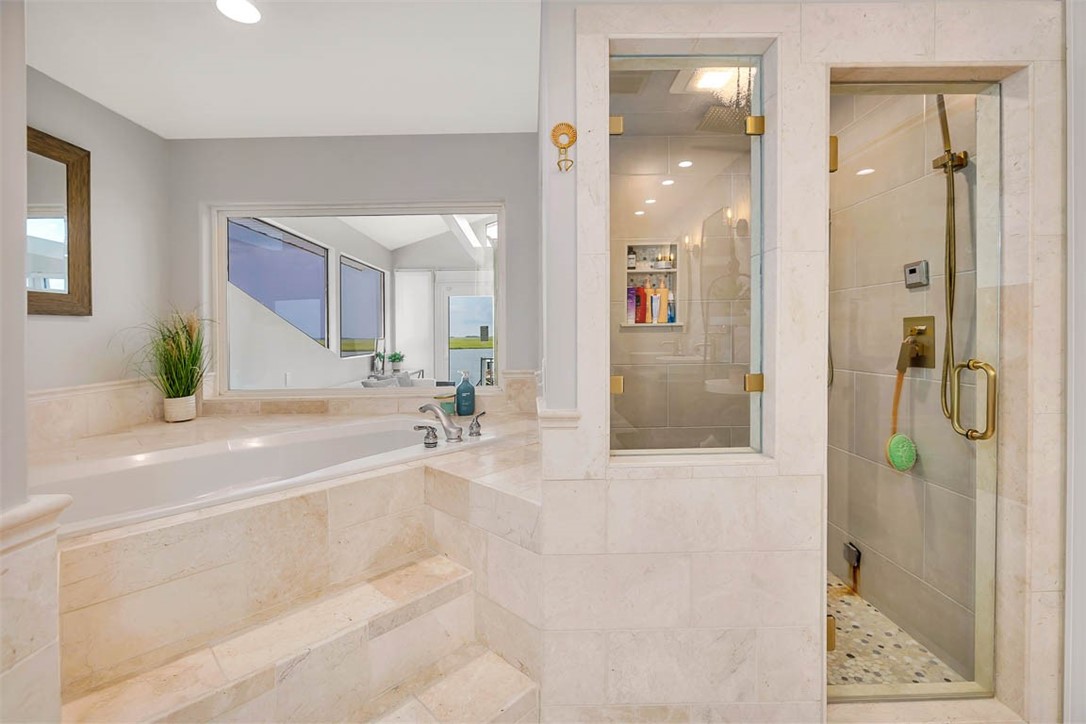 104 Talahi Island Lane Brunswick, GA 31520 - Photo 31 of 82 Master Bath