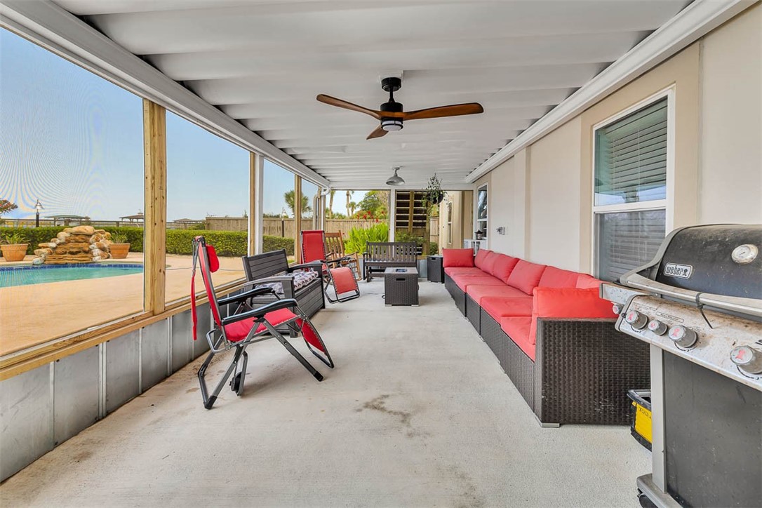 104 Talahi Island Lane Brunswick, GA 31520 - Photo 44 of 82 ground level screen porch