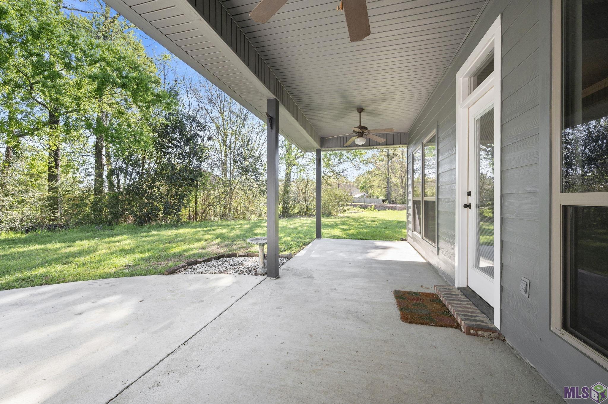 9431 Wyndham Way Denham Springs, LA 70726 - Photo 30 of 33