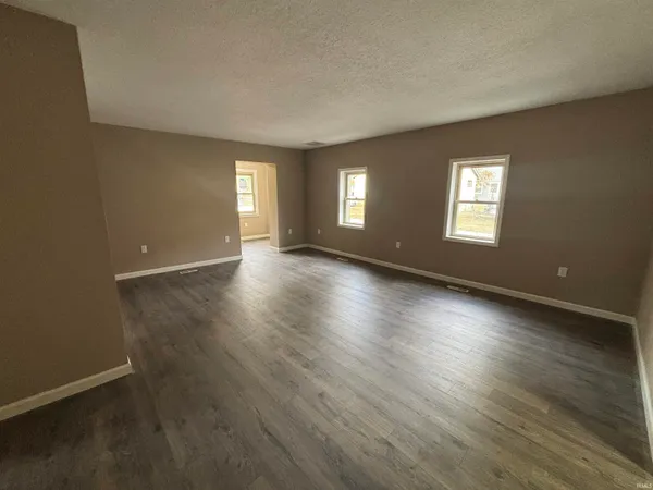 $169,900 | 7205 Beaty Avenue, Fort Wayne, IN 46809