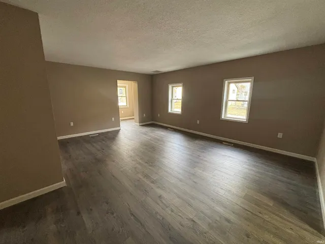 $172,900 | 7205 Beaty Avenue, Fort Wayne, IN 46809