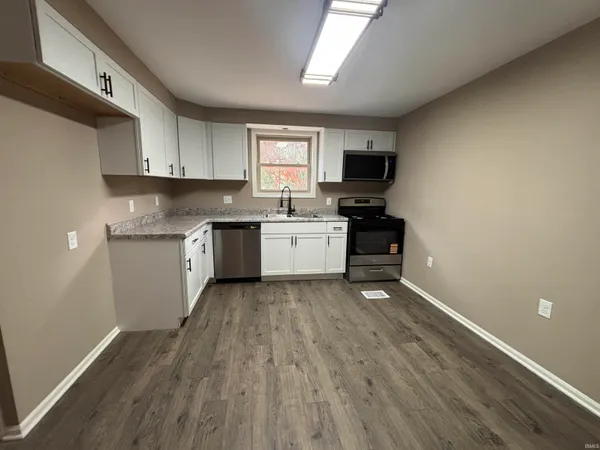 $169,900 | 7205 Beaty Avenue, Fort Wayne, IN 46809