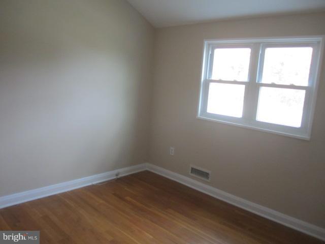 3219 Vulcan Road Baltimore, MD 21222 - Photo 17 of 28 Bedroom