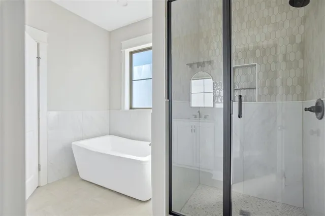 $449,780 | 5873 North Cres Drive, Iowa, LA 70647