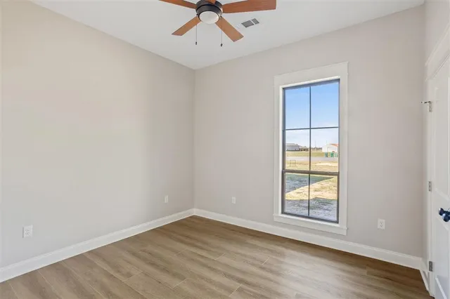 $449,780 | 5873 North Cres Drive, Iowa, LA 70647