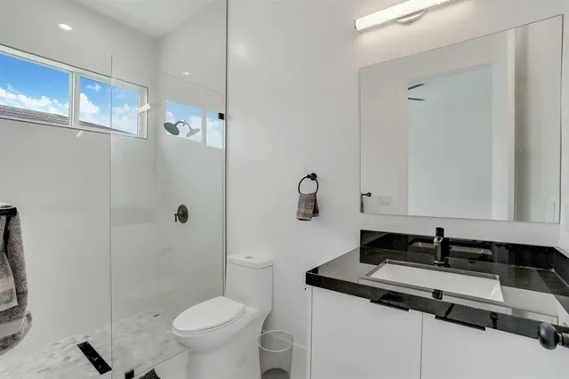 $5,000 | 2962 Northwest 10th Court, Fort Lauderdale, FL 33311