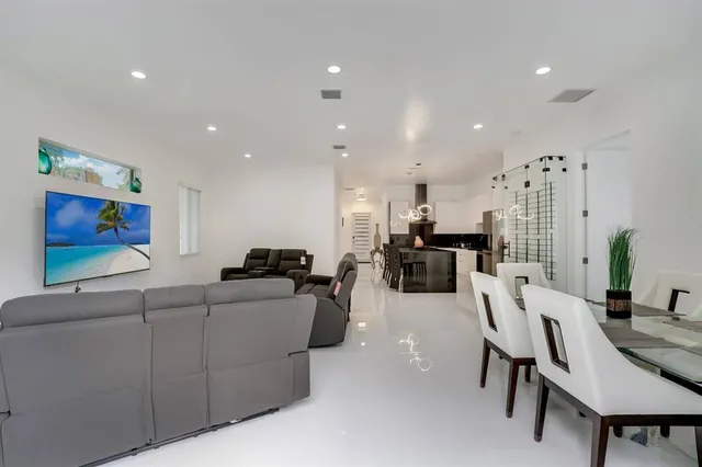 $5,000 | 2962 Northwest 10th Court, Fort Lauderdale, FL 33311