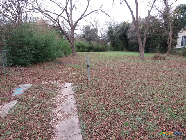 $1,200 | 214 East Munroe Avenue, Temple, TX 76501